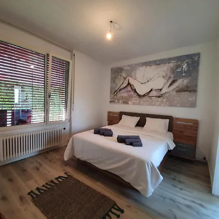 Jung Apartament